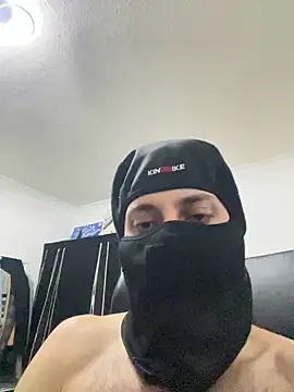 Snapshot of monir_suka chatting on December 2, 2025, 2:56 am monir suka online show from December 2, 2025, 2:56 am