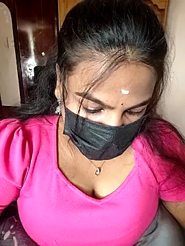 Snapshot of Tamil_Shara chatting on March 13, 2026, 7:46 am Tamil Shara online show from March 13, 2026, 7:46 am