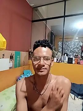 Snapshot of Veranito2000 chatting on December 1, 2025, 7:59 pm Veranito2000 online show from December 1, 2025, 7:59 pm