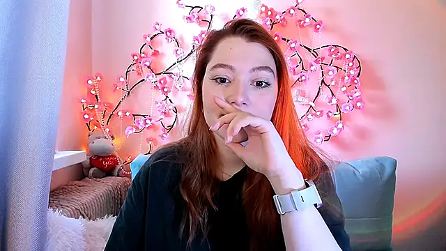 Ungoliant Kiss online show from February 1, 2026, 12:58 pm