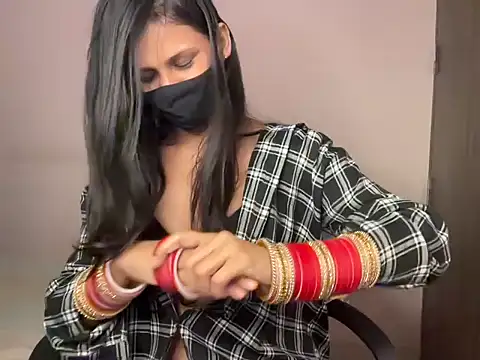 Snapshot of lovely_monisha chatting on February 12, 2026, 9:14 pm lovely monisha online show from February 12, 2026, 9:14 pm