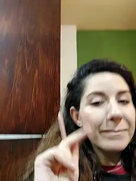 Snapshot of NatyMia chatting on December 3, 2025, 12:26 pm NatyMia online show from December 3, 2025, 12:26 pm