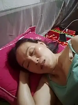 Snapshot of Lili-123k chatting on February 28, 2026, 5:40 am Lili-123k online show from February 28, 2026, 5:40 am