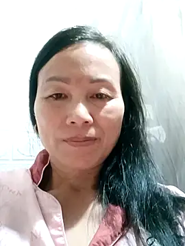 Snapshot of Lili-123k chatting on December 3, 2025, 12:59 pm Lili-123k online show from December 3, 2025, 12:59 pm