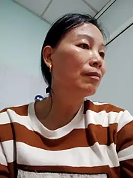 Snapshot of Lili-123k chatting on February 3, 2026, 1:16 am Lili-123k online show from February 3, 2026, 1:16 am