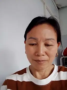 Snapshot of Lili-123k chatting on February 3, 2026, 8:30 am Lili-123k online show from February 3, 2026, 8:30 am