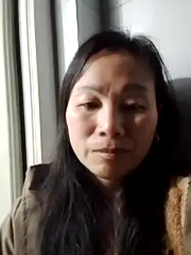 Snapshot of Lili-123k chatting on February 6, 2026, 7:54 pm Lili-123k online show from February 6, 2026, 7:54 pm