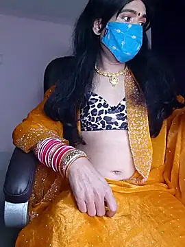 Snapshot of Lovely_Ladyboy_star chatting on December 20, 2025, 6:11 pm Lovely Ladyboy star online show from December 20, 2025, 6:11 pm