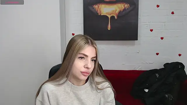 Snapshot of EsterNoir chatting on December 2, 2025, 8:49 am EsterNoir online show from December 2, 2025, 8:49 am