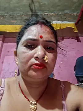 Your-shreya143 online show from May 23, 2026, 9:47 pm