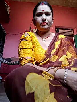 Your-shreya143 online show from May 13, 2026, 5:25 am