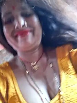 Your-shreya143 online show from May 15, 2026, 9:29 am