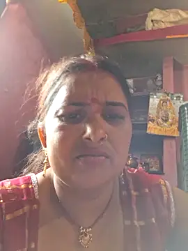 Your-shreya143 online show from May 19, 2026, 7:15 am