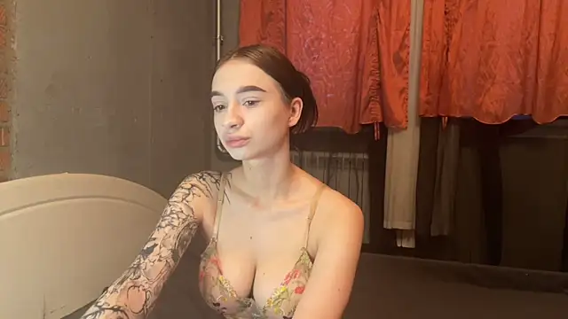 imChatty Alice online show from May 30, 2026, 1:23 am
