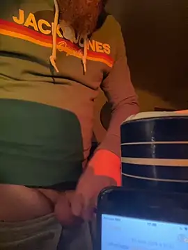 Snapshot of Bigdaad92 chatting on March 27, 2026, 10:11 pm Bigdaad92 online show from March 27, 2026, 10:11 pm