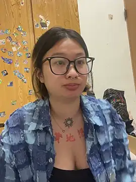 abella1116 online show from April 4, 2026, 6:47 pm