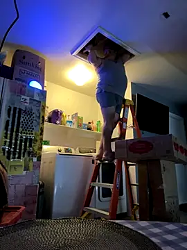 Snapshot of amawill111970 chatting on December 3, 2025, 4:39 pm amawill111970 online show from December 3, 2025, 4:39 pm