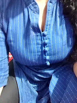 hottyrose69 online show from February 10, 2026, 8:02 am