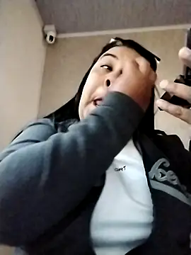 Carameloswing1 online show from December 14, 2025, 11:38 am