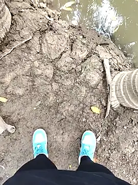 Miky Lyn online show from February 22, 2026, 4:04 am