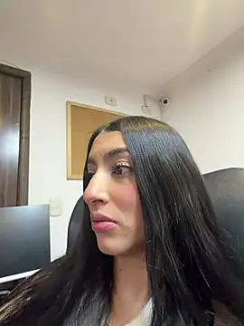 lya  brown online show from June 26, 2026, 10:21 am