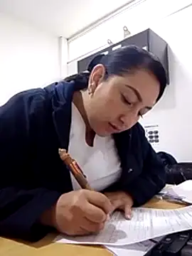 Snapshot of Valeria_montana_ chatting on March 16, 2026, 12:53 pm Valeria montana online show from March 16, 2026, 12:53 pm