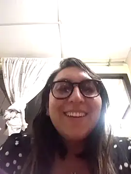 Snapshot of Valeria_montana_ chatting on April 20, 2026, 12:57 am Valeria montana online show from April 20, 2026, 12:57 am