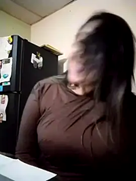 Snapshot of Valeria_montana_ chatting on March 9, 2026, 12:58 am Valeria montana online show from March 9, 2026, 12:58 am