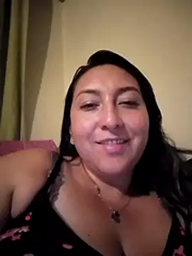 Snapshot of Valeria_montana_ chatting on April 9, 2026, 12:12 am Valeria montana online show from April 9, 2026, 12:12 am