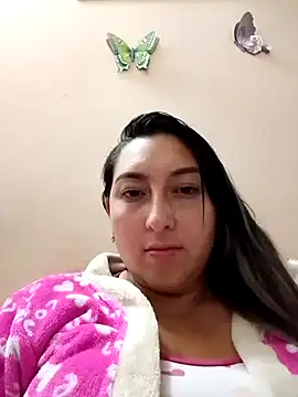 Snapshot of Valeria_montana_ chatting on January 7, 2026, 12:48 am Valeria montana online show from January 7, 2026, 12:48 am