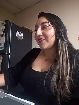 Snapshot of Valeria_montana_ chatting on March 7, 2026, 10:04 pm Valeria montana online show from March 7, 2026, 10:04 pm