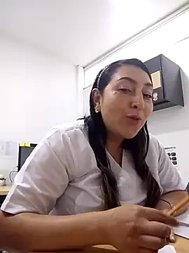 Valeria montana  online show from February 4, 2026, 12:22 pm