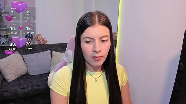 KatieCortes online show from January 6, 2026, 1:31 am