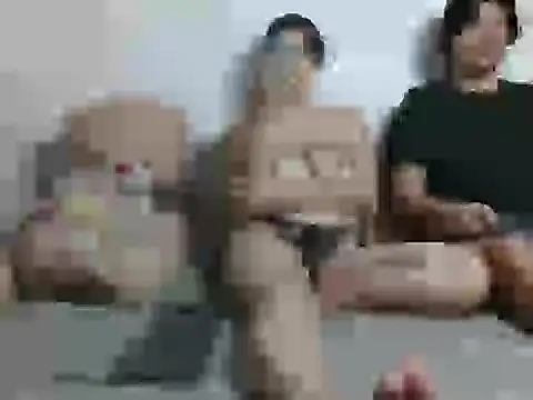 Snapshot of Emilyandjack04 chatting on March 5, 2026, 7:16 am Emilyandjack04 online show from March 5, 2026, 7:16 am