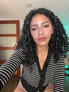 Snapshot of NaomiGarcia1 chatting on June 12, 2026, 1:25 am NaomiGarcia1 online show from June 12, 2026, 1:25 am