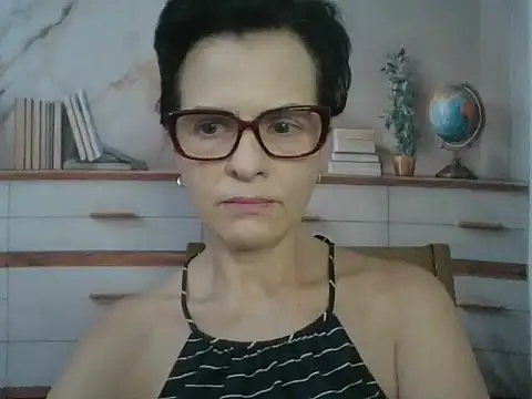 Luna-Hot0802 online show from February 9, 2026, 1:42 pm