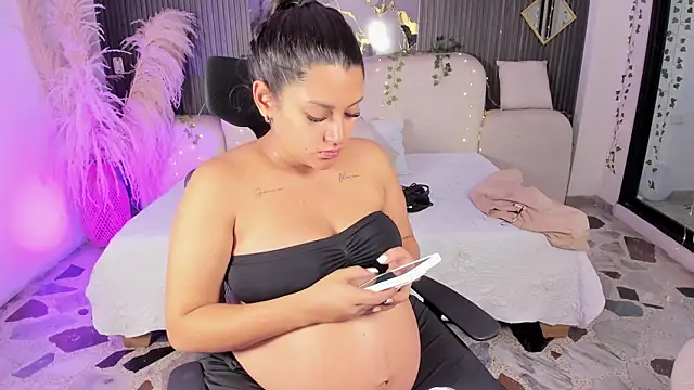 melodysnow  online show from January 10, 2026, 9:43 pm