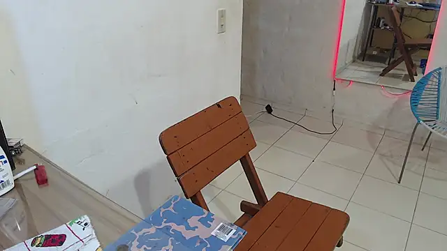 maxI dick33 online show from April 18, 2026, 4:53 pm