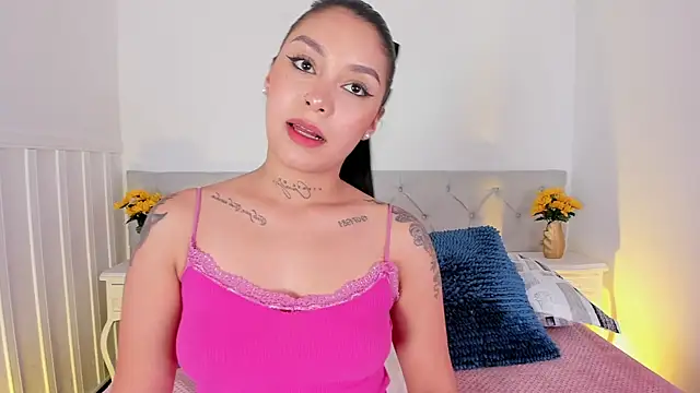 GabyyCute  online show from July 4, 2026, 6:01 pm
