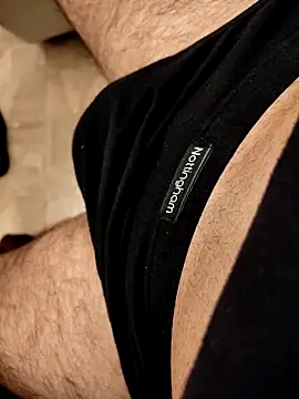 Snapshot of my22cm chatting on December 3, 2025, 12:55 am my22cm online show from December 3, 2025, 12:55 am