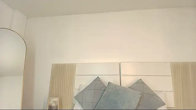 Snapshot of tamara_walter chatting on February 21, 2026, 3:14 pm tamara walter online show from February 21, 2026, 3:14 pm