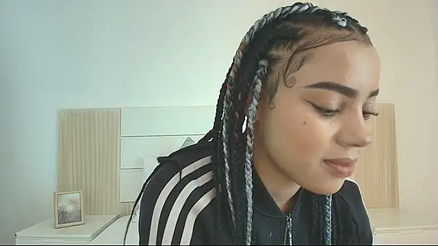 Snapshot of tamara_walter chatting on February 26, 2026, 3:12 pm tamara walter online show from February 26, 2026, 3:12 pm