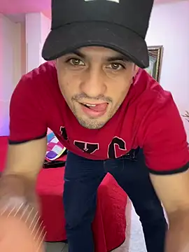 williamsmiiths16 online show from January 9, 2026, 3:13 am