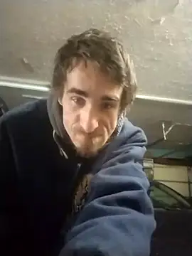 Snapshot of bigjohnson2914 chatting on December 22, 2025, 4:29 pm bigjohnson2914 online show from December 22, 2025, 4:29 pm