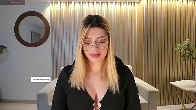 MadisonKane online show from May 2, 2026, 11:15 am