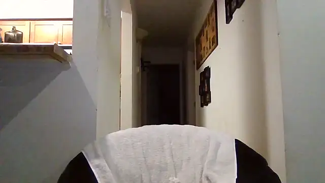 johnnymarino1010 online show from June 12, 2026, 8:28 pm