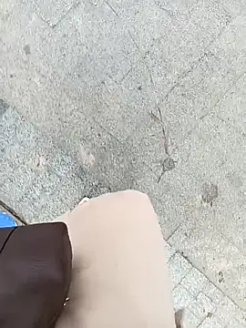 Baby-Linh online show from December 23, 2025, 2:55 am