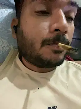 Snapshot of reyansh20134 chatting on February 8, 2026, 5:32 pm reyansh20134 online show from February 8, 2026, 5:32 pm