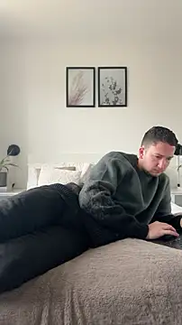 dirtyanal23 online show from December 4, 2025, 9:41 am