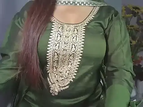 Hotty Suzuka online show from March 19, 2026, 5:07 am